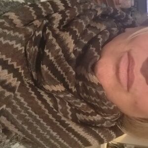 Wavy Patterned Fringe Wrap 27x70